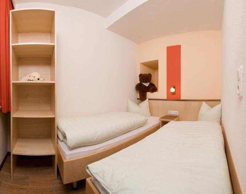 Fliana Hotel 4*